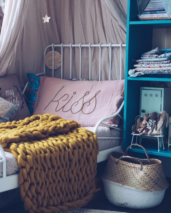 chunky medium blanket kids