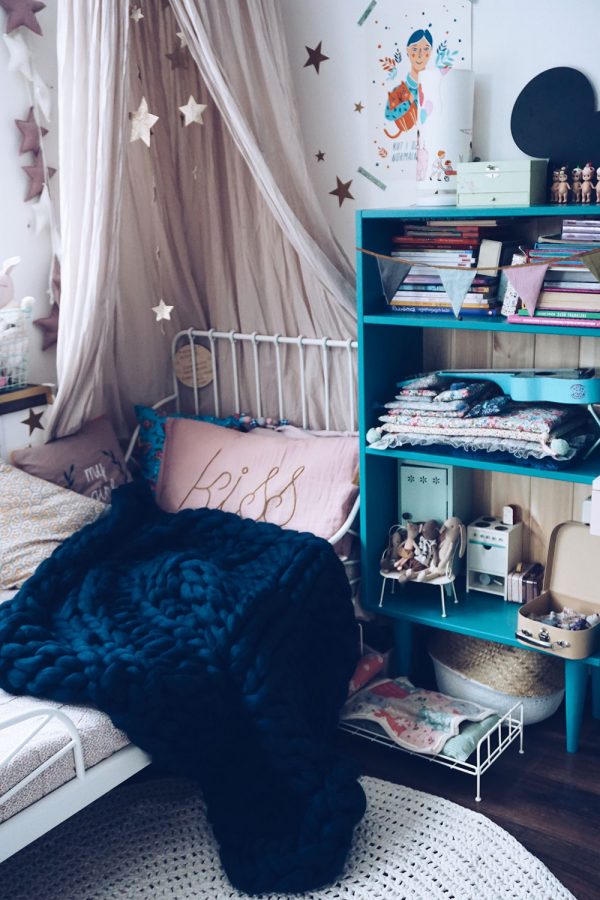 chunky medium blanket room kids