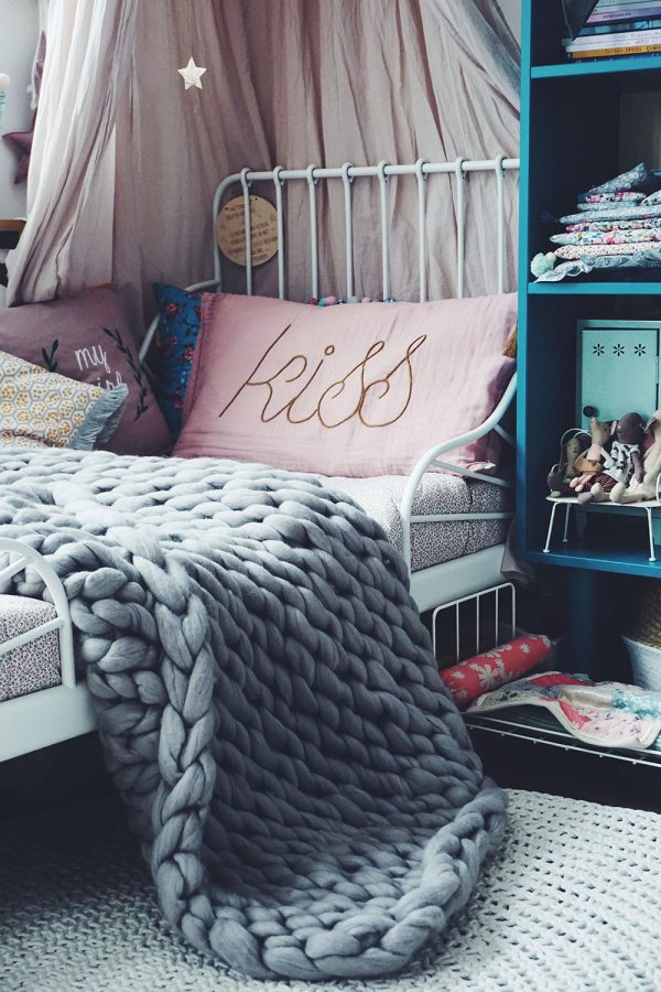 chunky medium blanket