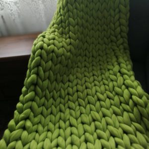 chunky large blanket room